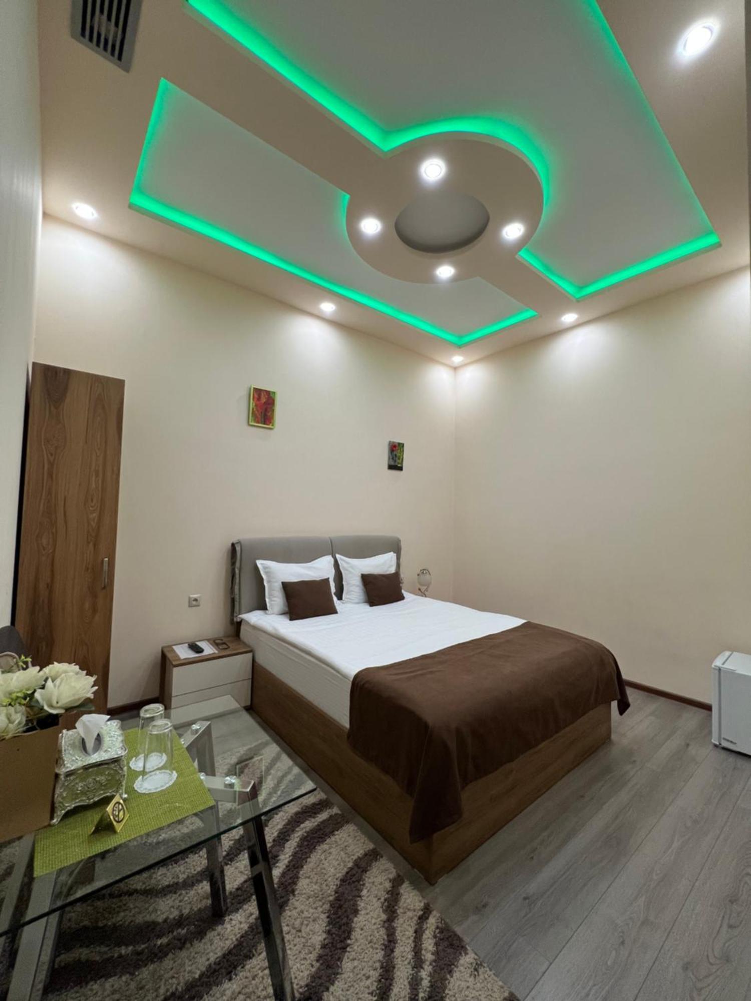 Hotel Fleur Γιερεβάν Εξωτερικό φωτογραφία